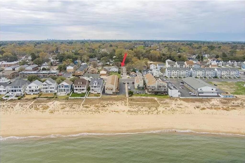 Beach Bungalow - 1 Block To Beach - Pets Welcome! Norfolk Exterior photo